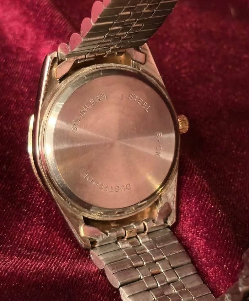 Wristwatch, 8 1/4in - photo 3