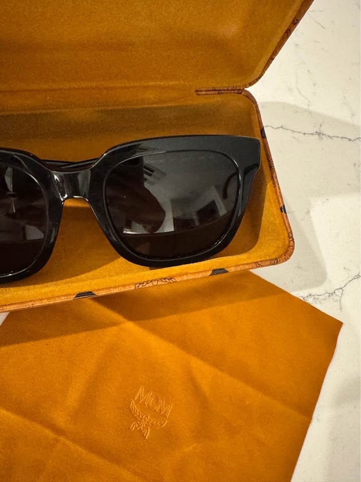 MCM Sunglasses - photo 4