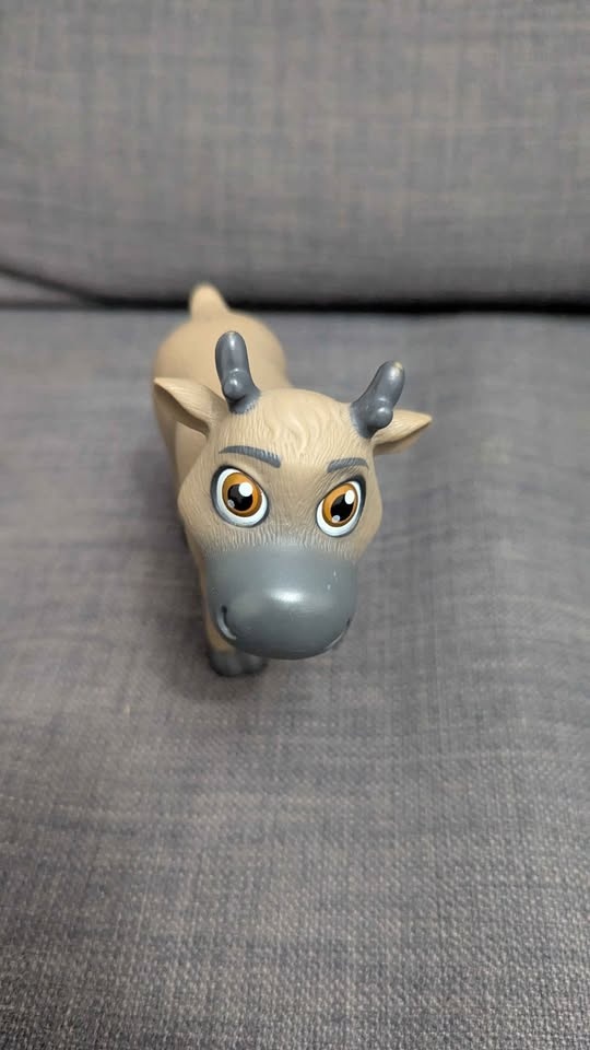 Disney Frozen Baby Sven the Reindeer 4.5" Figure - photo 2