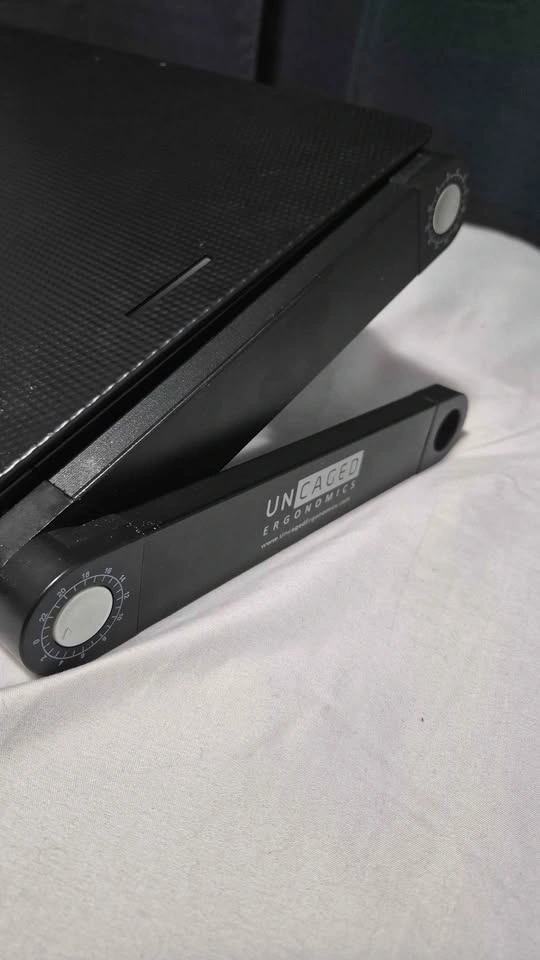 Adjustable Laptop Stand - Highly Adjustable - photo 2