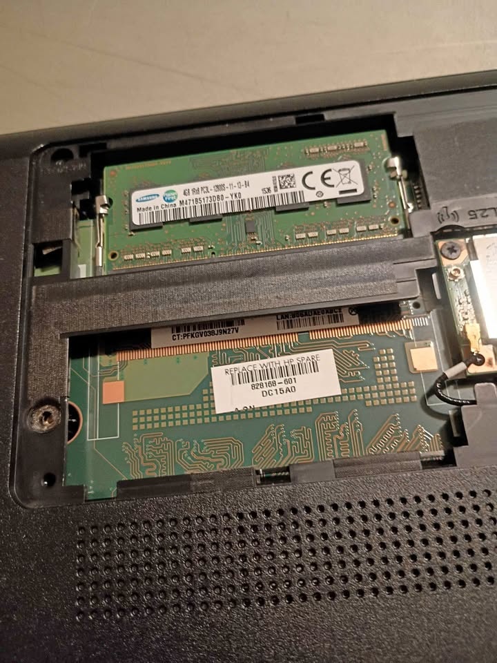 HP laptop for parts