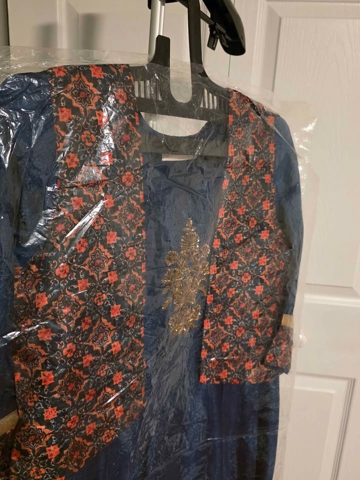 Beautiful Indian Pakistani Dress - photo 3
