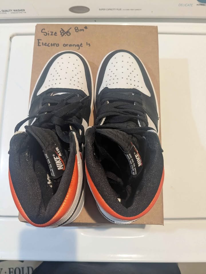 Mens Size# 8 /9.5 Women - Air Jordan 1 - $95 Pickup&Cash Only - photo 4