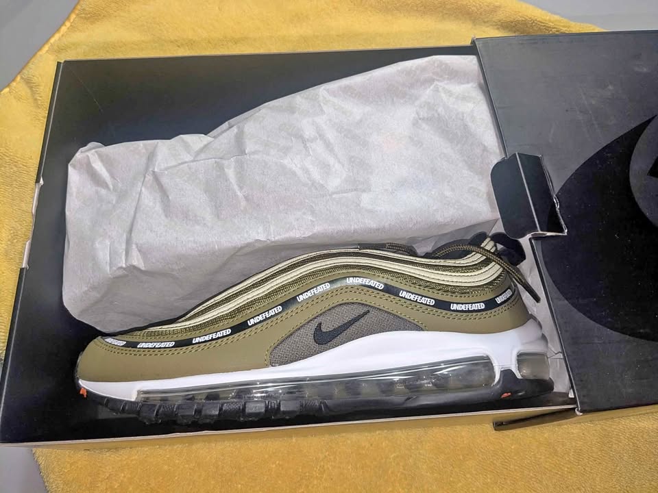 Mens Size# 9/10.5 WMN NIKE AIR MAX 97/UNDFTD-NEW $130 -PKUP