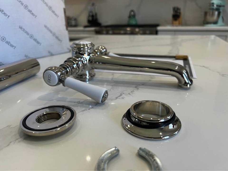 Victoria+Albert Top of Line Faucet/Bathtub - photo 4