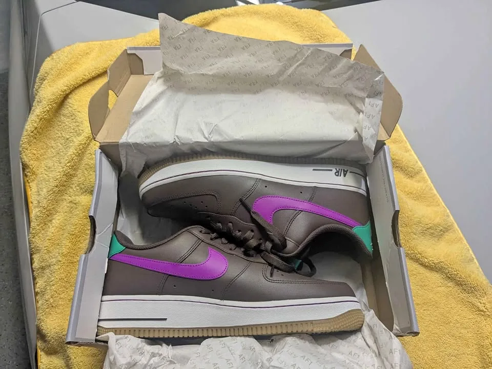 Size#9 Mens/10.5 WMN- NIKE AF1 '07 - NEW: $110 thumbnail