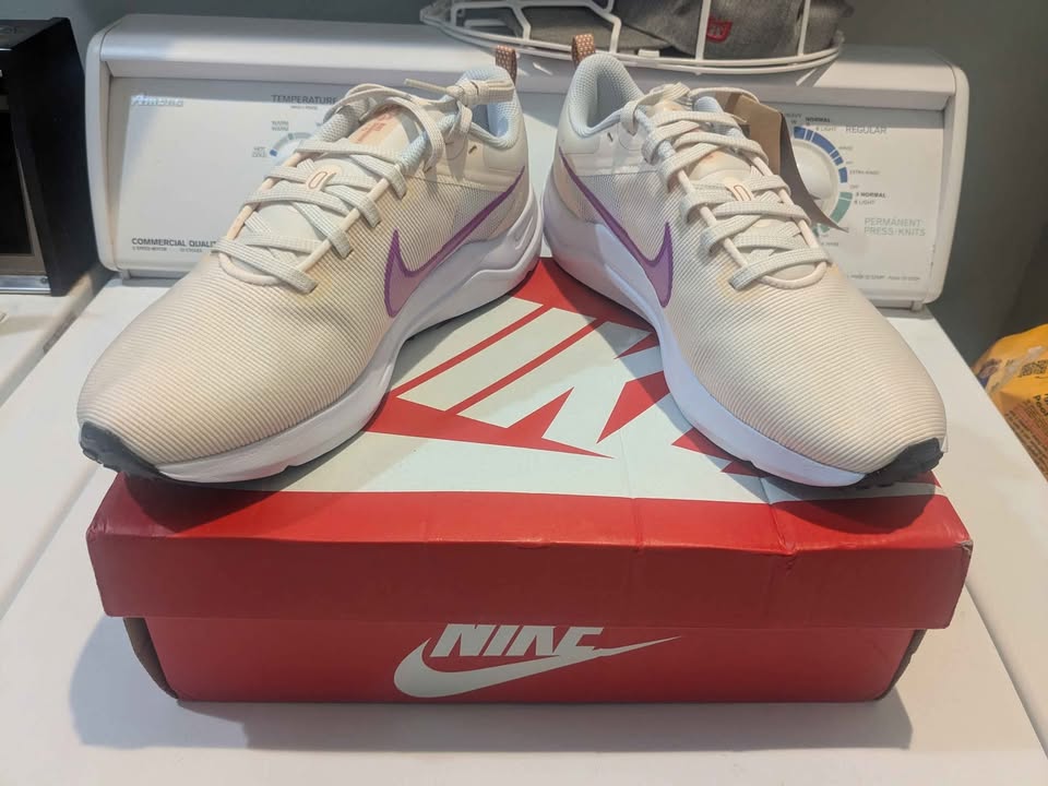 Woman Size10 : NIKE DOWNSHIFHTER 12 - Brand New: $70 - photo 2