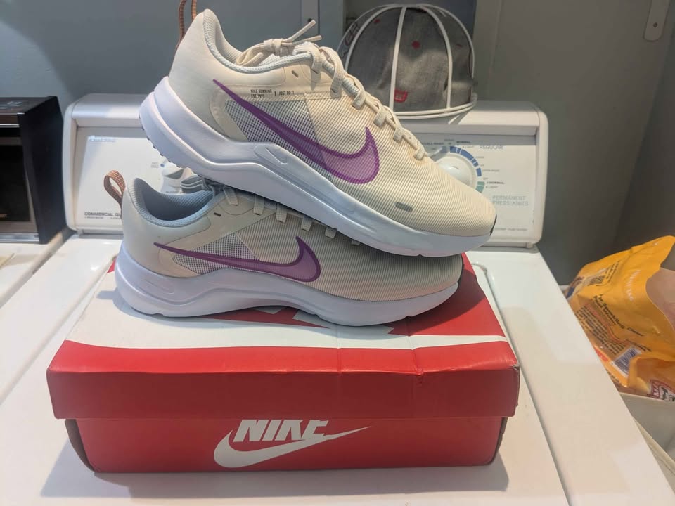 Woman Size10 : NIKE DOWNSHIFHTER 12 - Brand New: $70 - photo 3