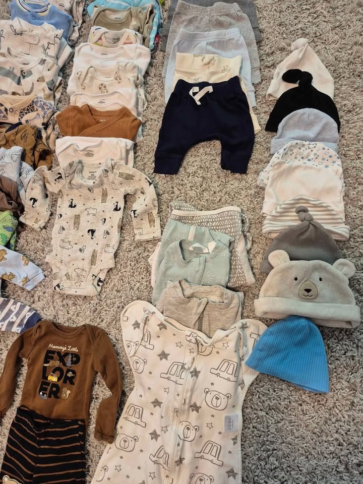 43 Piece Newborn Baby Boy Clothing Set - photo 4