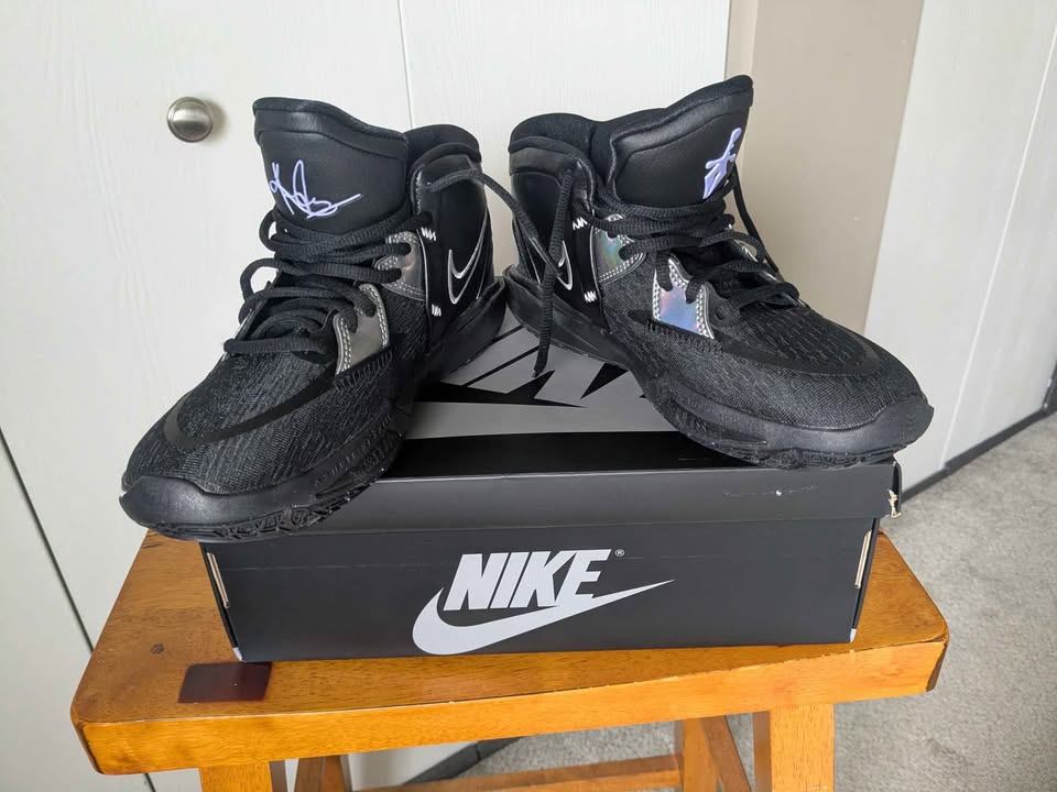 Size: 6Y /Woman 7.5 - Nike Kyrie GS Low5 - New (No Box) $85 - photo 3