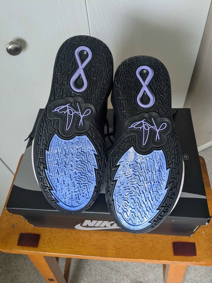 Size: 6Y /Woman 7.5 - Nike Kyrie GS Low5 - New (No Box) $85 - photo 5