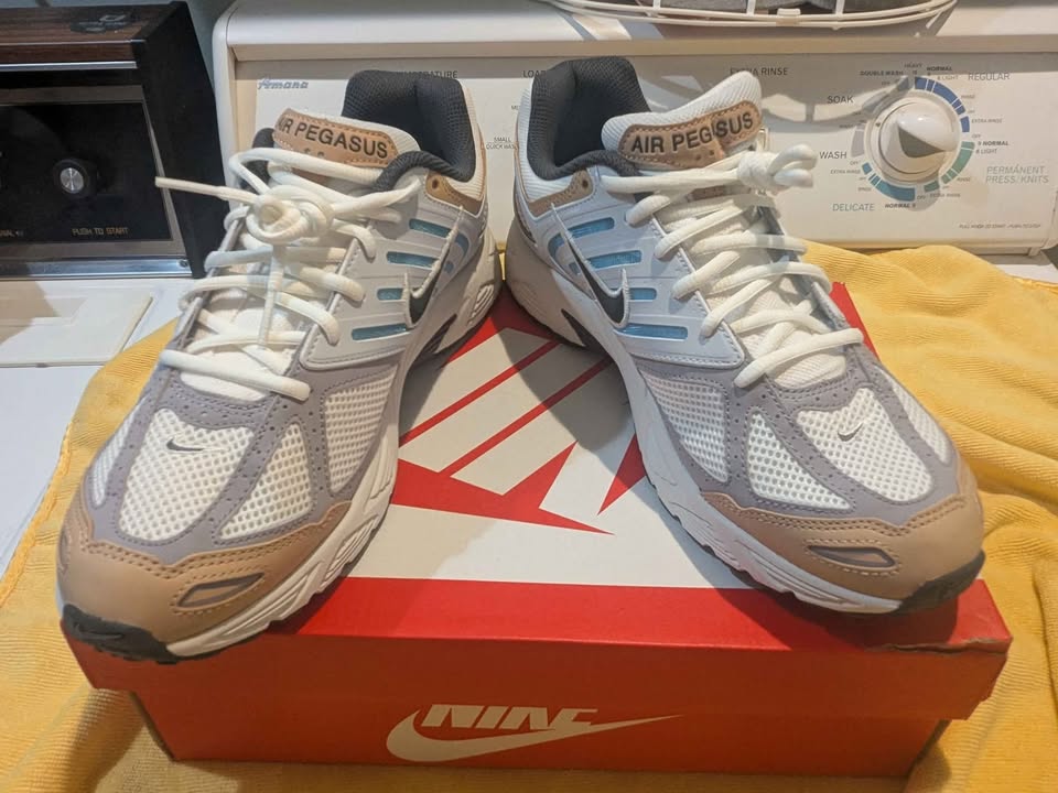 Mens Size 9.5 - 11WMN Brand New Nike Air Pegasus 2K5- $85 - photo 3