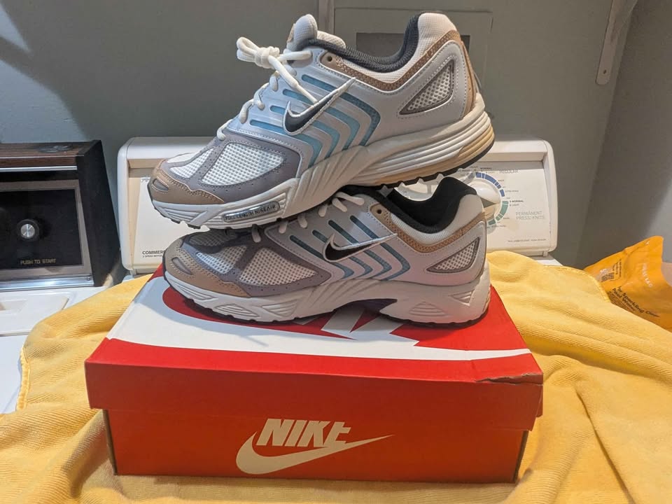 Mens Size 9.5 - 11WMN Brand New Nike Air Pegasus 2K5- $85 - photo 4