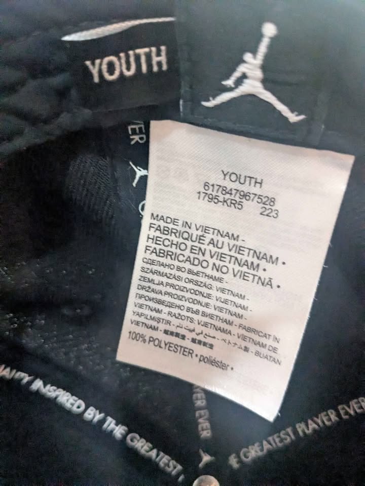 2 Youth/Kids Original Jordan Hats - 1 New and 1 Used - photo 4