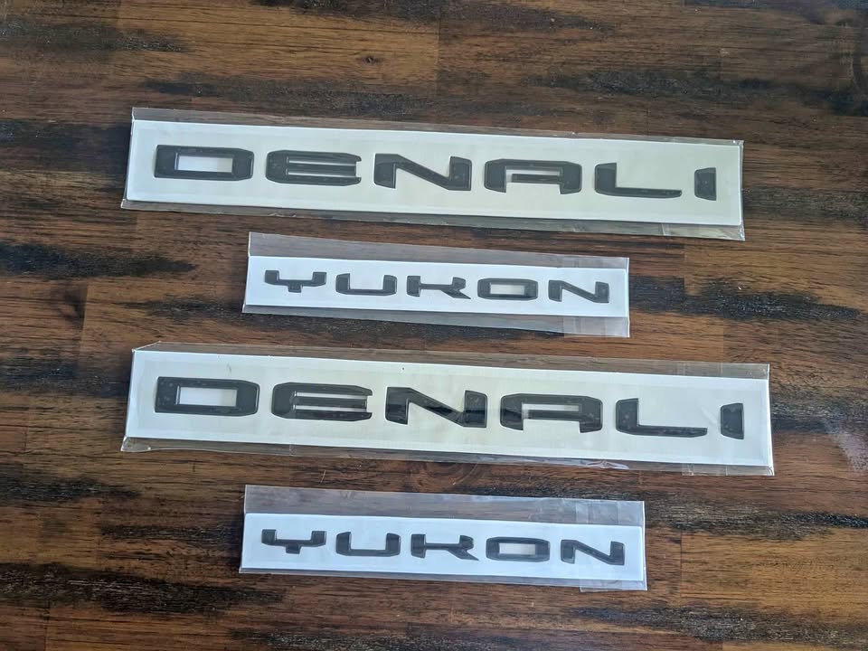 2022/2025 GMC Yukon Denali Emblems BLACK