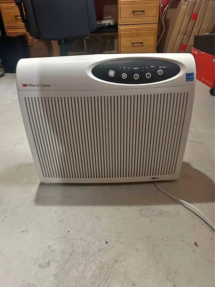 3M Office Air Cleaner