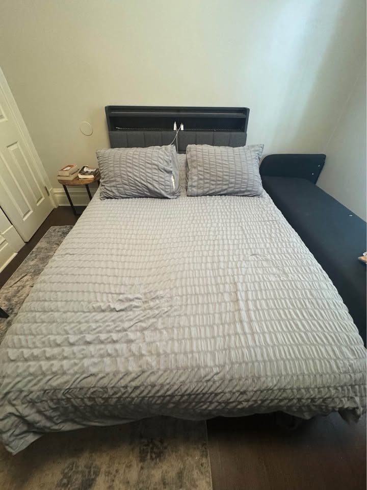 Bedstory Full Size Bed Frame + Mattress - photo 3