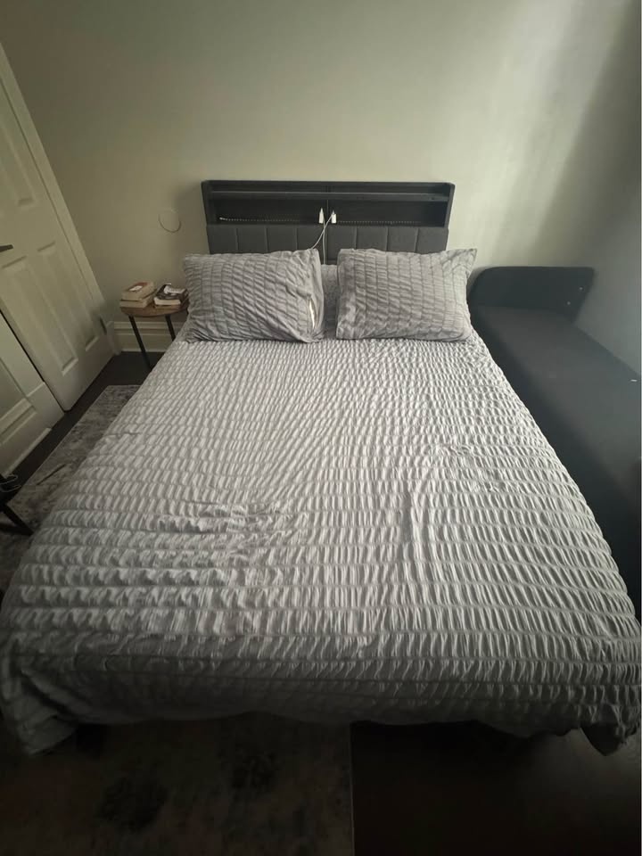Bedstory Full Size Bed Frame + Mattress - photo 4