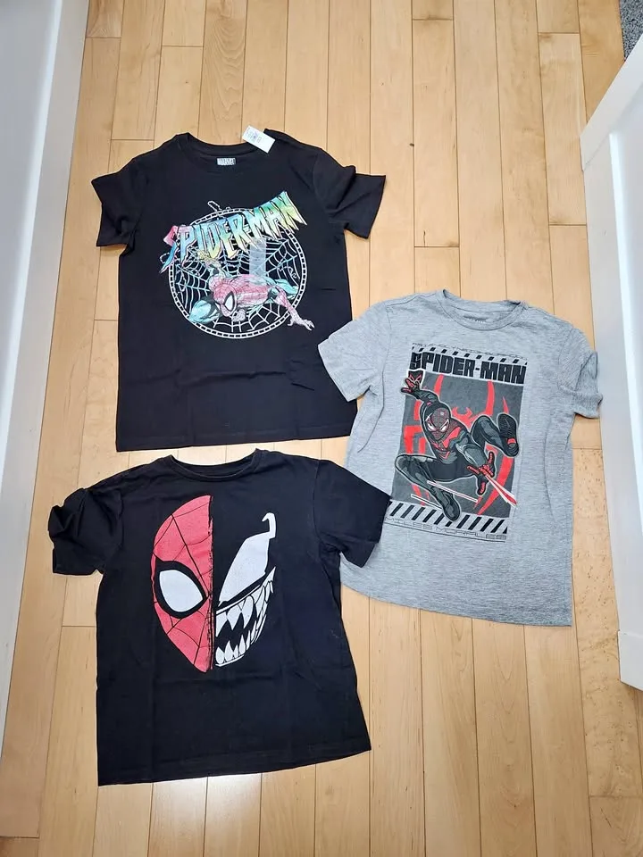 Boys Marvel Spiderman T-shirts: Size 10/12 (Kids) thumbnail
