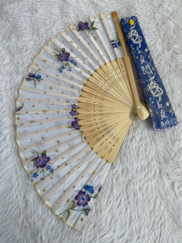 Vintage Hand Held Fan Collection - photo 4