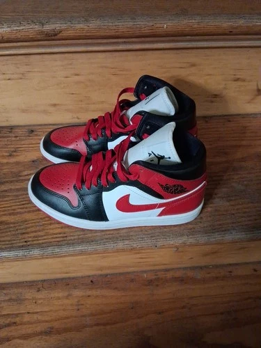 Women's Air Jordan 1