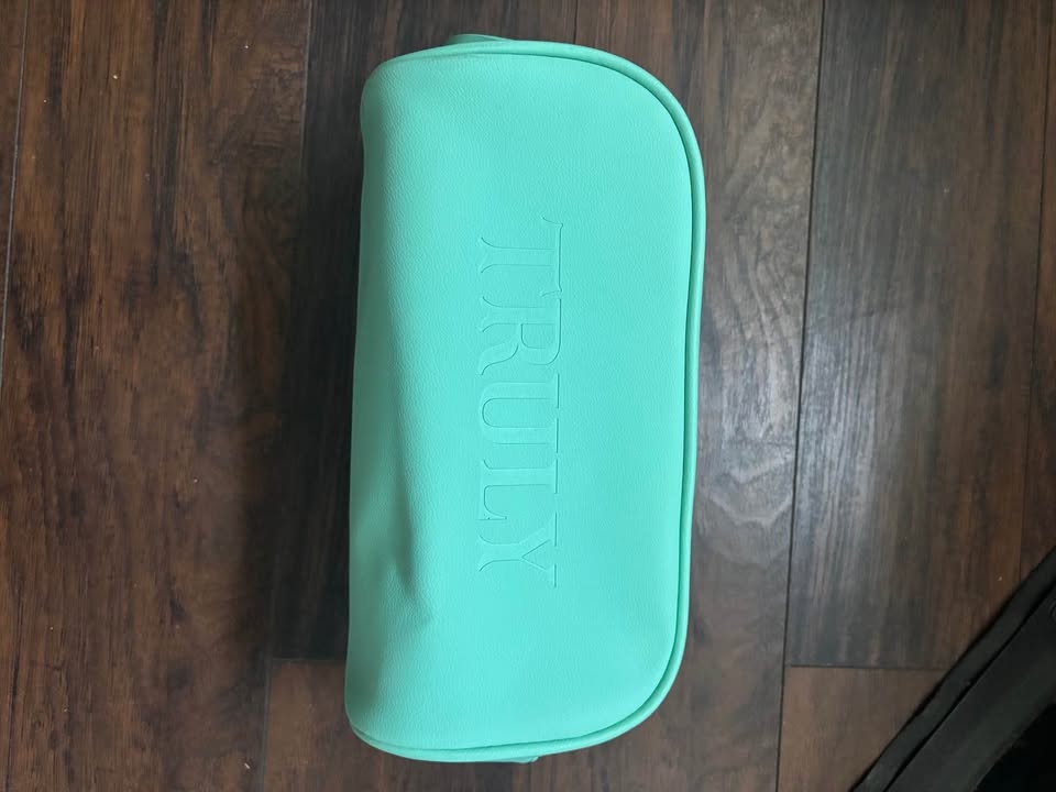 Truly beauty cosmetic bag - photo 3