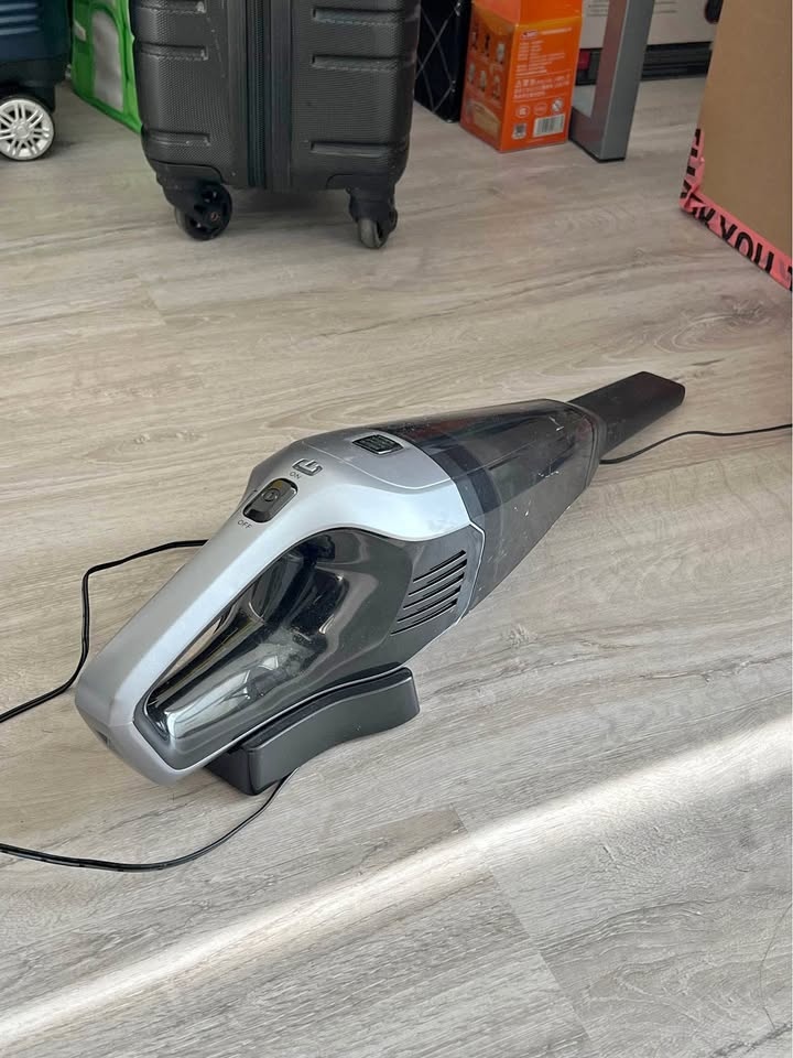 Handheld Vacuum Cleaner - wireless