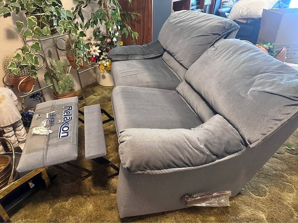 Reclining Love Seat