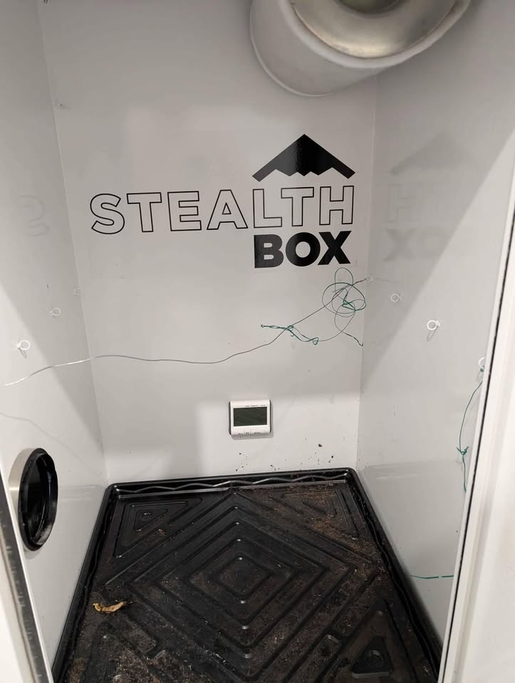 Stealth Box Grow Box