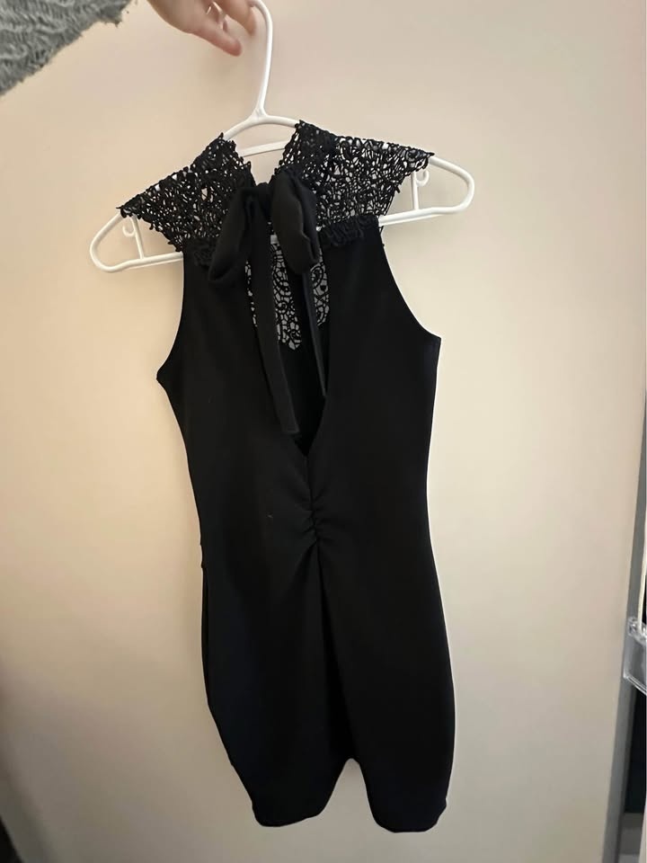 Black formal dress (small) - photo 3