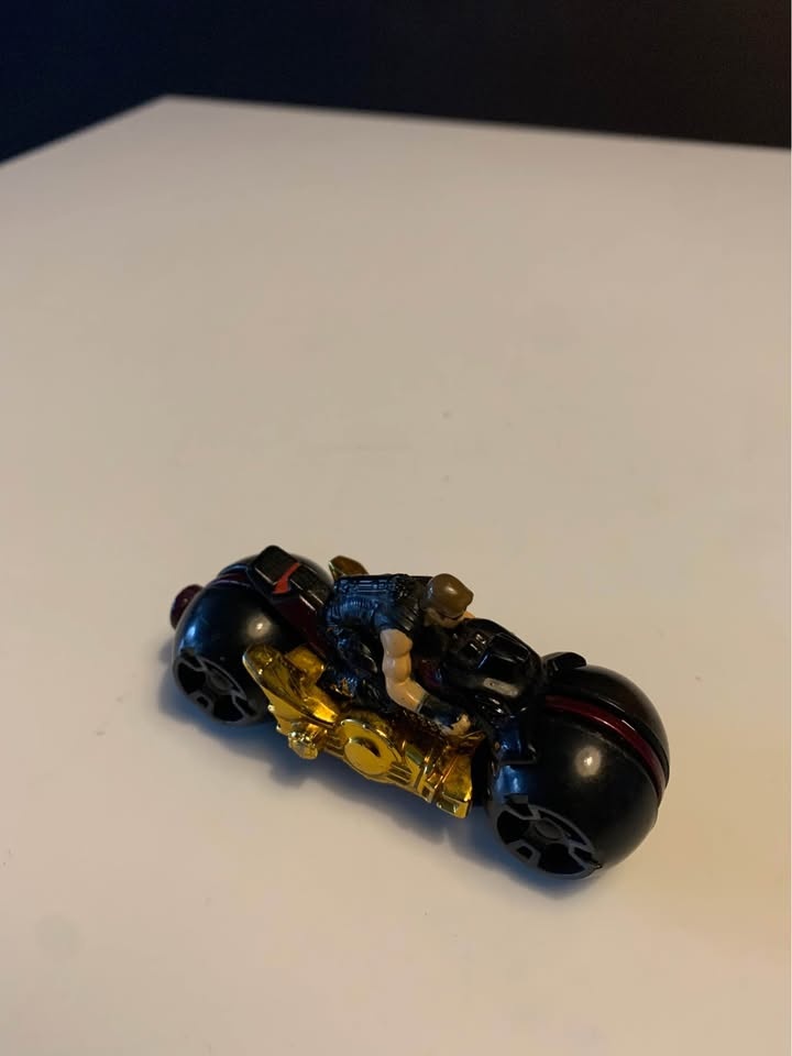 Hot Wheels Marvel Hawkeye Motorbike Age of Ultron - photo 3