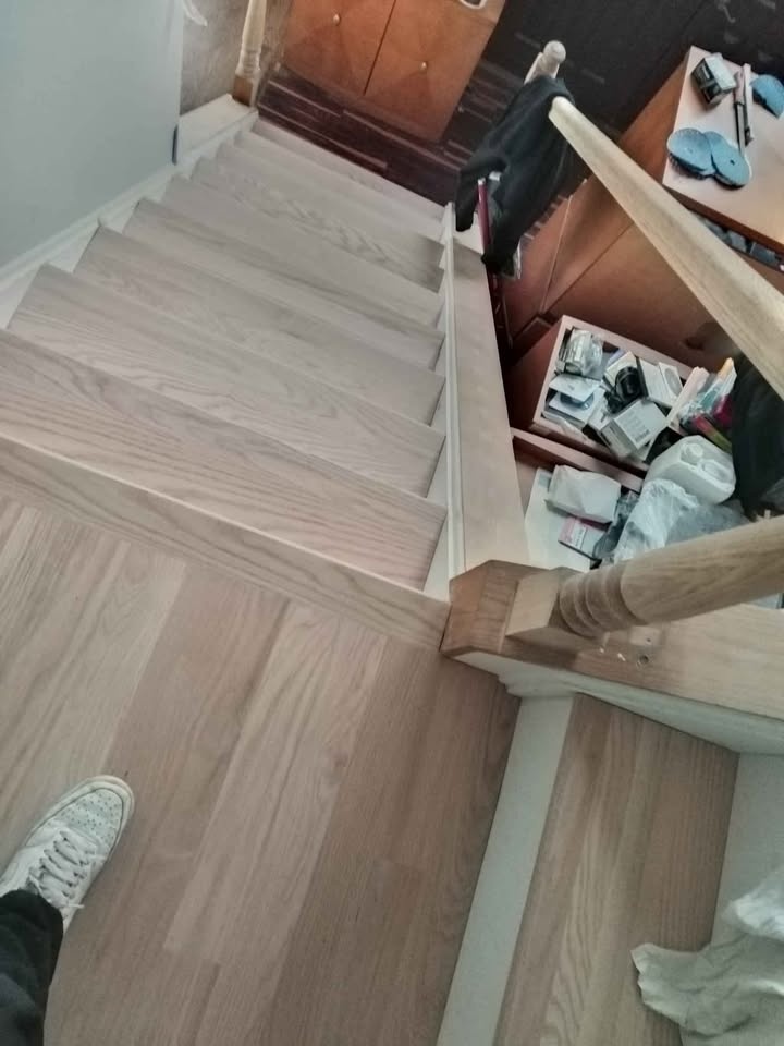 Hardwood flooring - photo 2