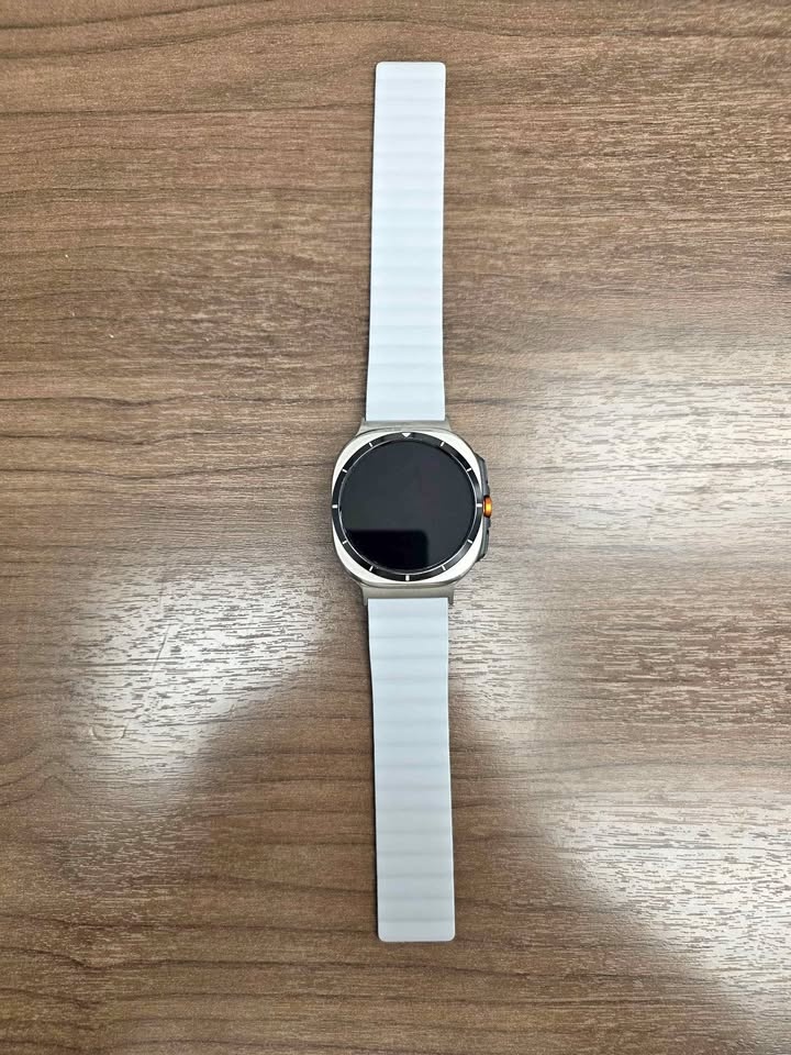 Galaxy Watch Ultra (2024)