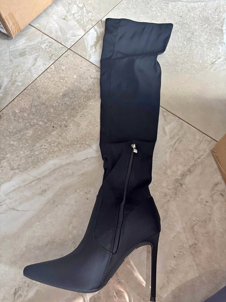 Elisabet Tang Thigh High Boots - Women's Size 7 - Brand New