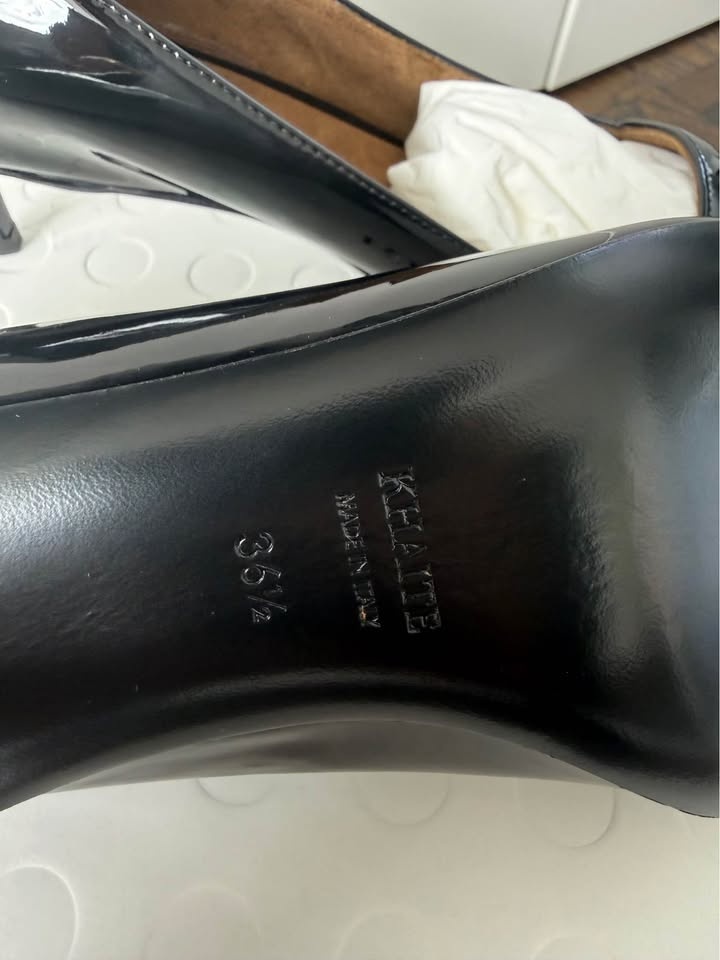 Authentic Khaite Patent Leather Pumps - Size 6.5 - photo 5
