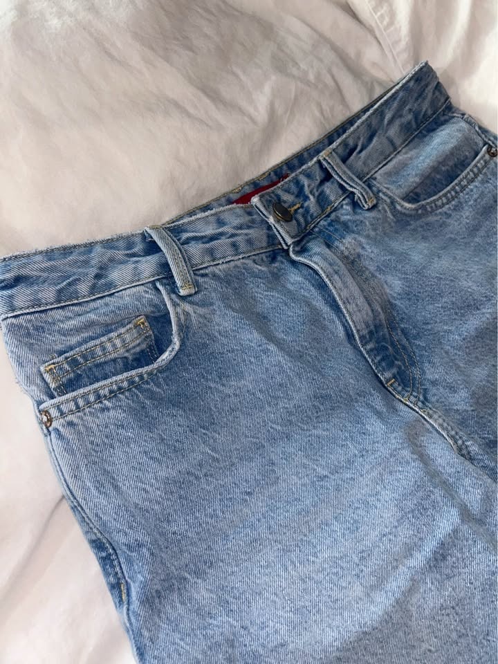 ZARA Jean Size 4 - photo 2