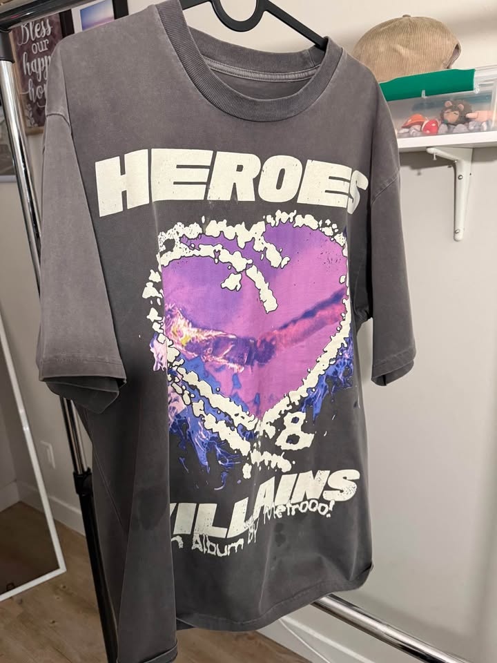 Size Large Tees - photo 3