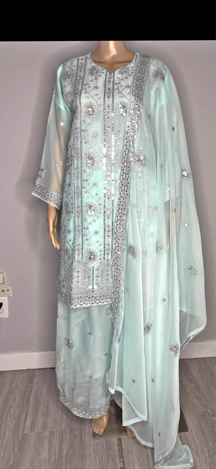 Pakistani Chiffon Dress - photo 3