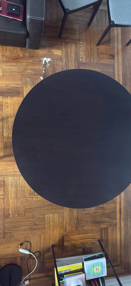 Raymour & Flanigan Dark Brown Extendable Round Dining Table Set - photo 2