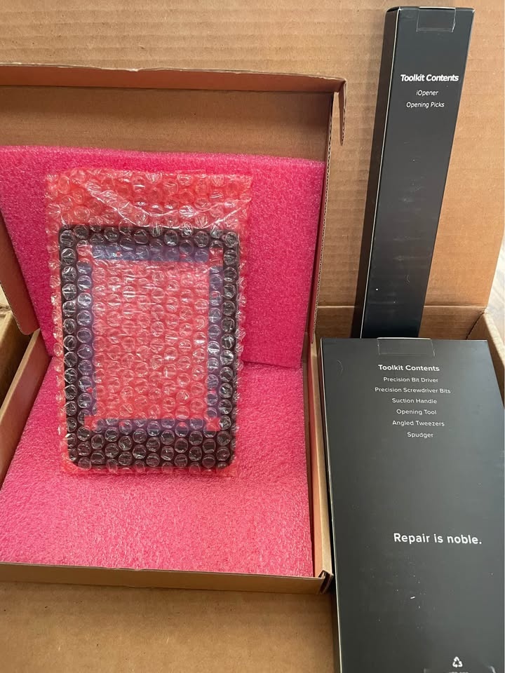 BNIB: Kobo Front Cover Repair Kit - photo 2