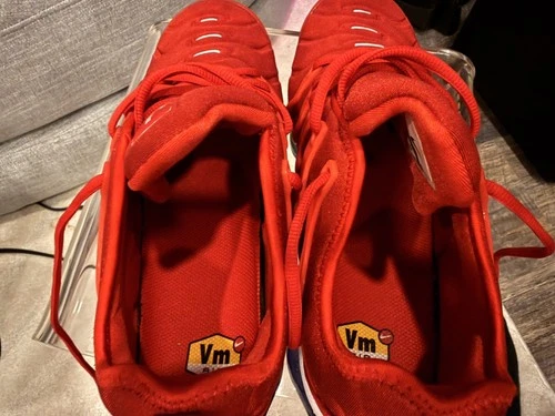 Nike Air VaporMax Plus Size 9.5 - photo 2
