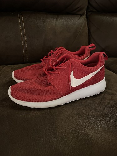 Nike Roshe Run Red Size 9.5