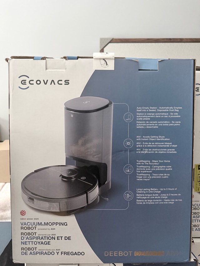 ECOVACS DEEBOT OZMO T8 aivi