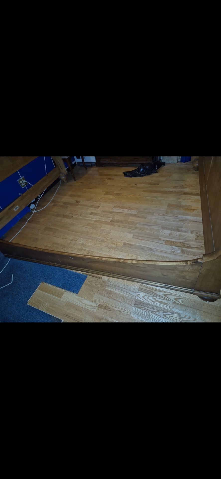 Ethan Allen King Sleigh Bed Frame - photo 2