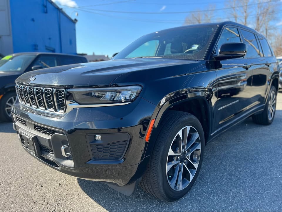 2022 Jeep Grand Cherokee L Overland w/ 5.7L V8 Hemi - photo 3