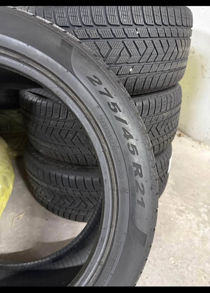Pirelli Scorpion Winter Tires 275/45 R21 - photo 2