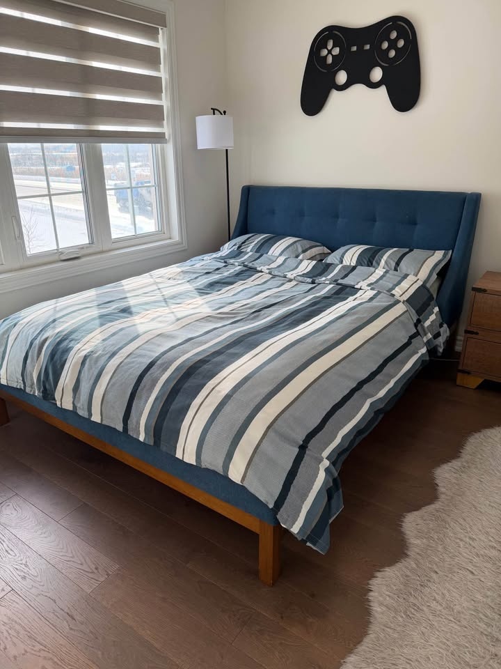 Queen Size Bed - photo 2