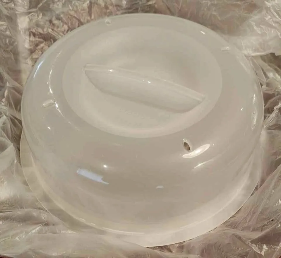 Tupperware Microwave Plate Cover thumbnail