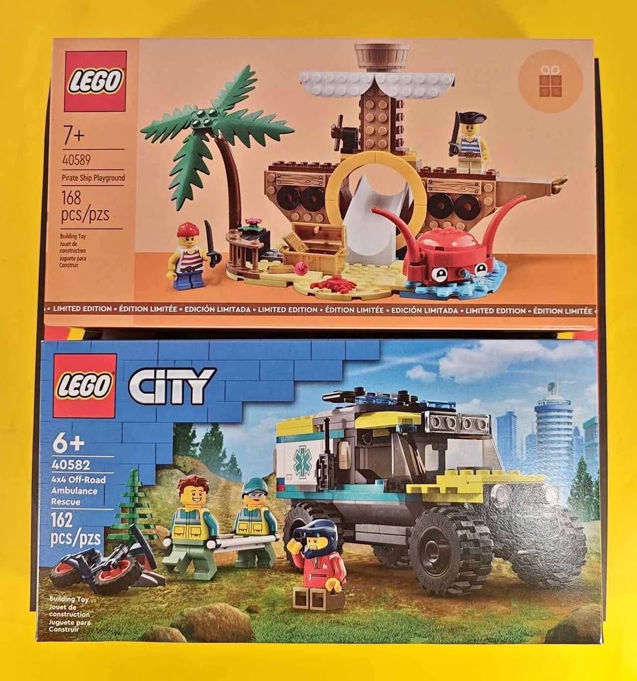 Lego VIP 40582 4x4 Off-Road Ambulance & 40589 Pirate Ship