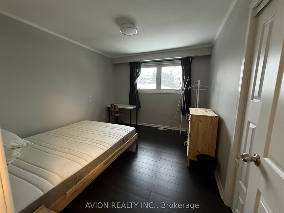 7 Beds 4 Baths House - photo 5